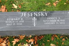 Individual & Companion memorials  in Cleveland, Ohio