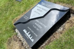 Individual & Companion memorials  in Cleveland, Ohio-MedleyMarxen