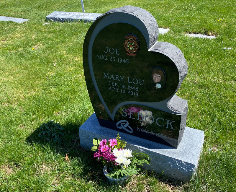 photo of flowers at a cemetery