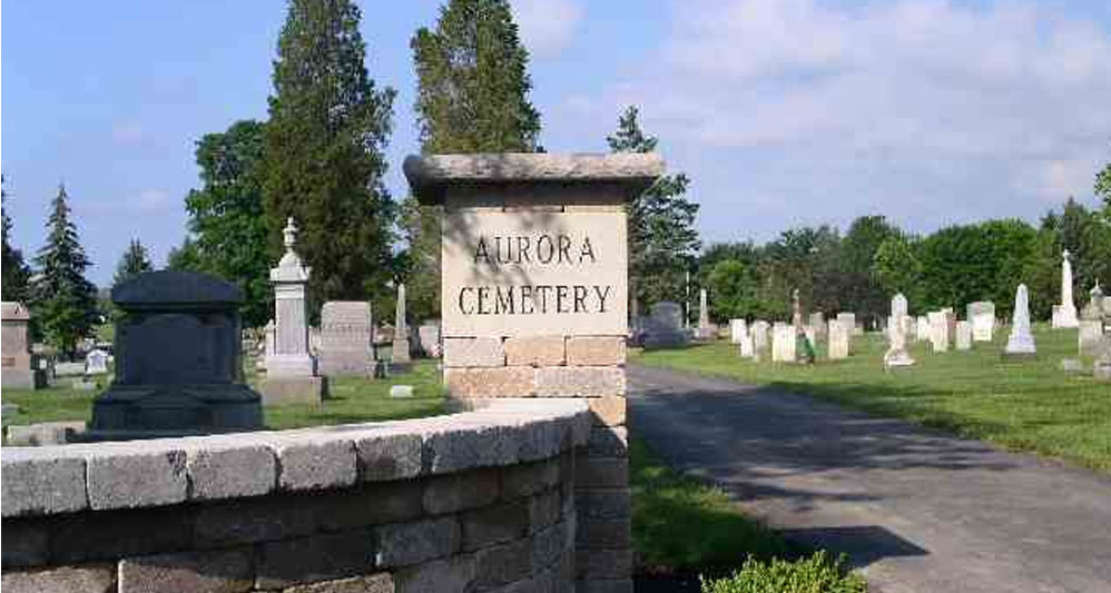 photo of entrance to Aurora Ohio Cemetery