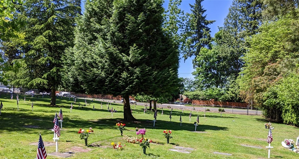 photo of gravesites at Kirkland Cemetery in Ohio